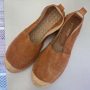 This espadrilles are from Turkey 🇹🇷 amazing cacao color size 8